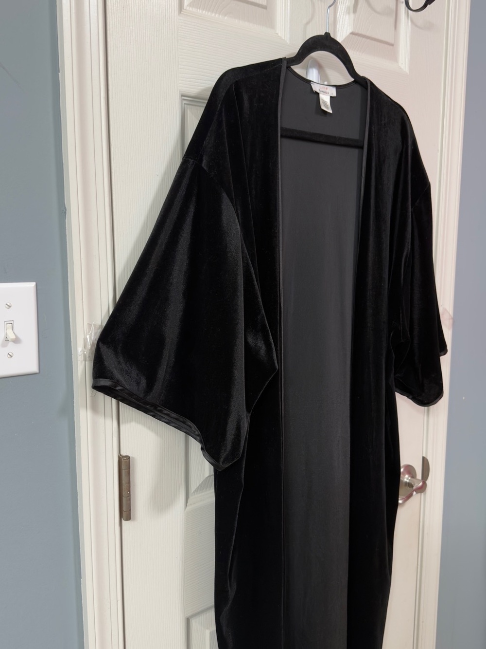 URBAN Romantics Black Velvet Kimono Open Front Longline Kimono Duster Jacket. - Picture 13 of 15
